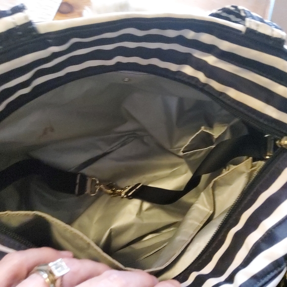 Kate Spade Black and White Stripe Barbara Duffle GUC - Picture 4 of 15